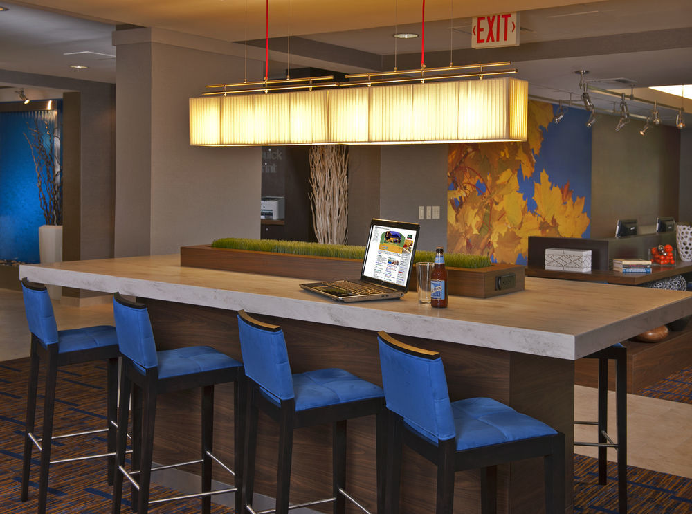 Courtyard By Marriott Riverside Ucr/Moreno Valley Area Eksteriør bilde