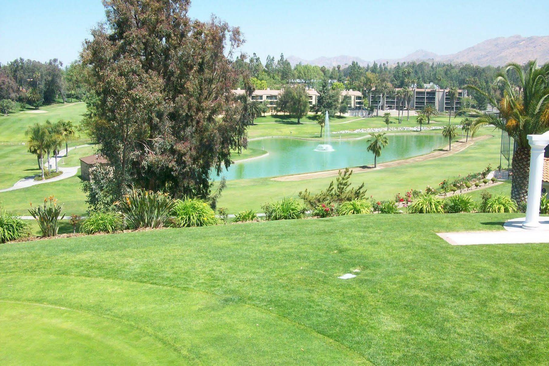 Courtyard By Marriott Riverside Ucr/Moreno Valley Area Eksteriør bilde